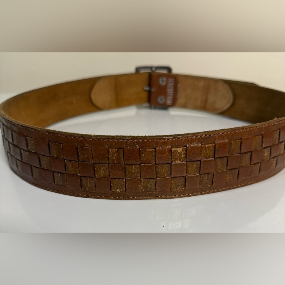Men’s Hollister chestnut brown durable leather belt high end weave size 42 - Picture 3 of 7